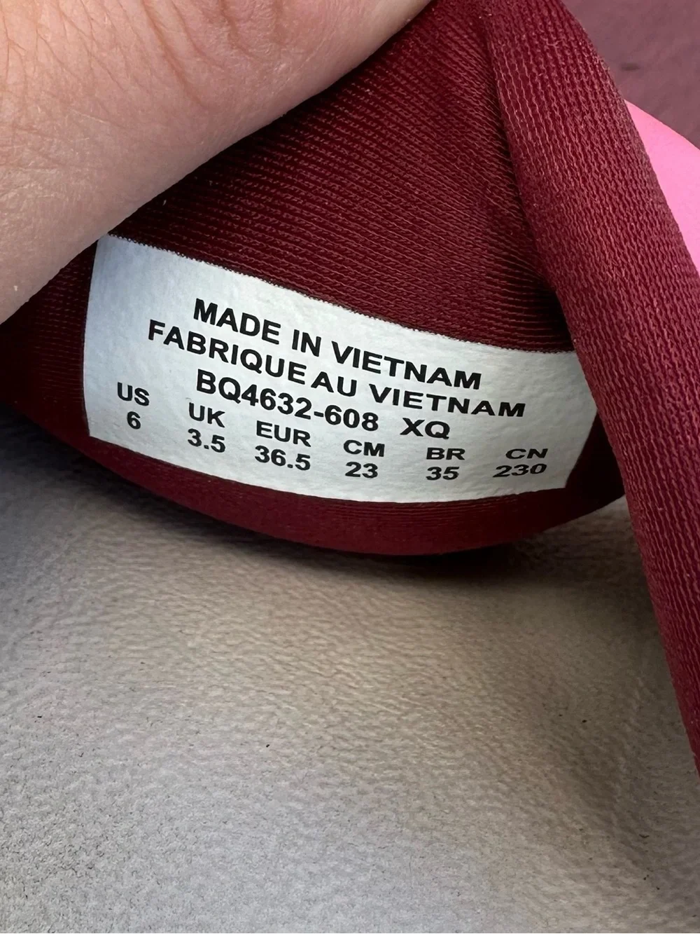 Nike classic slide